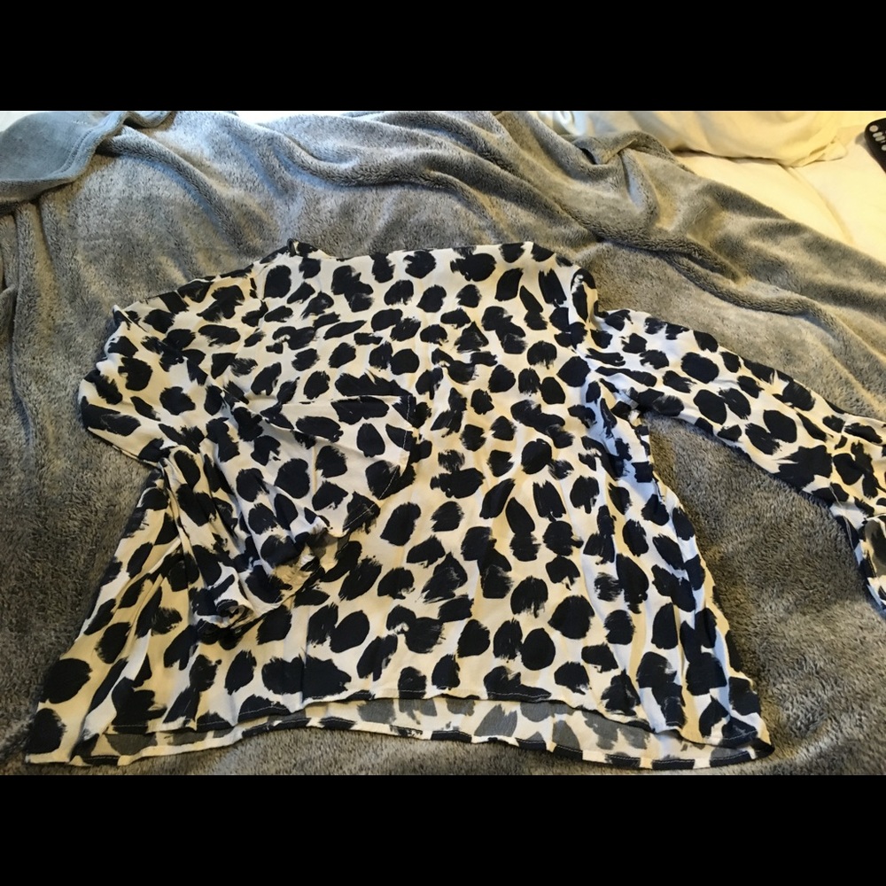 Karen Kane blouse 👚 must bundle